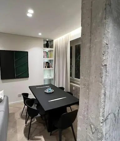 Duca Dei Navigli - Luxury In 아파트 밀라노